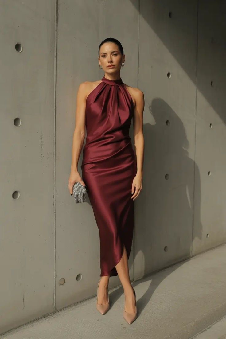 Elegant Red Bodycon Dress – Classic Glam Look