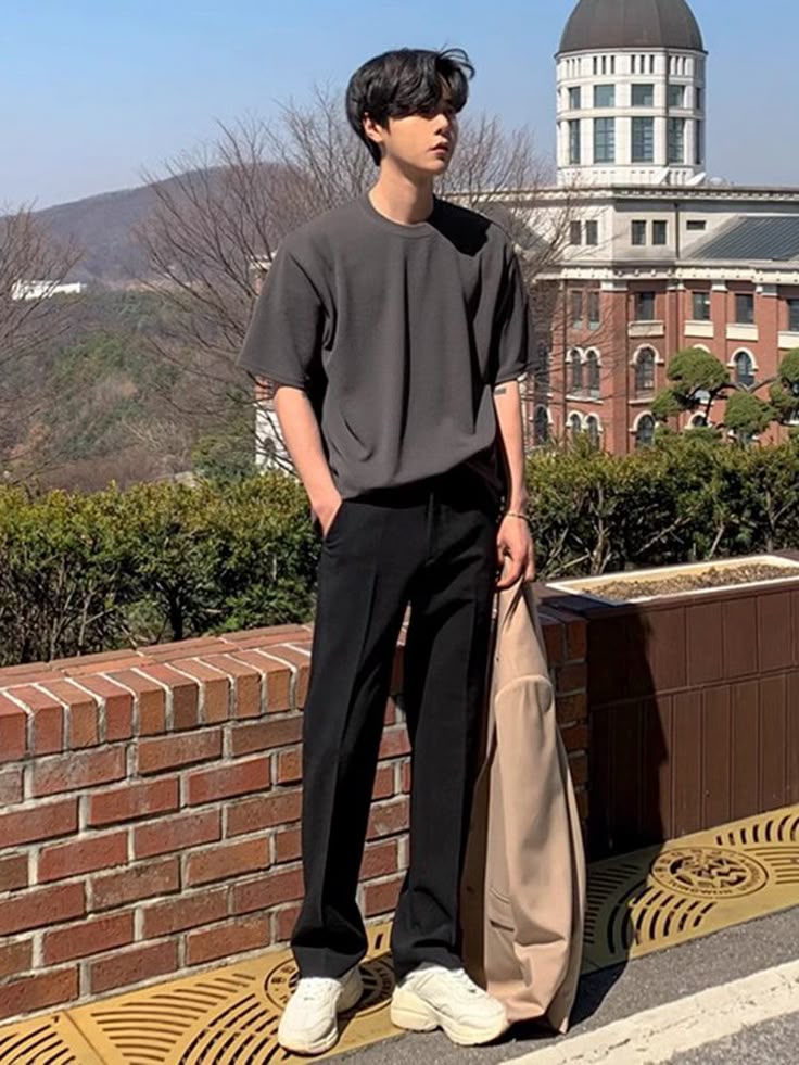 Men’s Grey T-Shirt & Black Trousers Set – Casual Streetwear Outfit